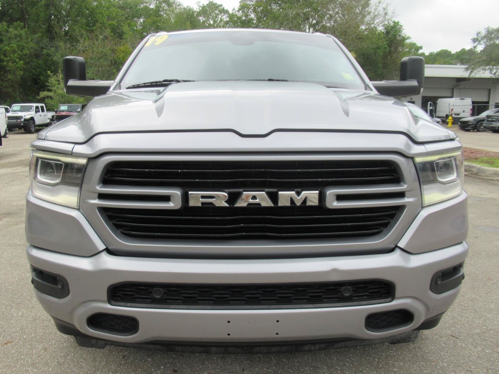2019 RAM 1500 Big Horn/Lone Star Crew Cab 4x2 5'7' Box