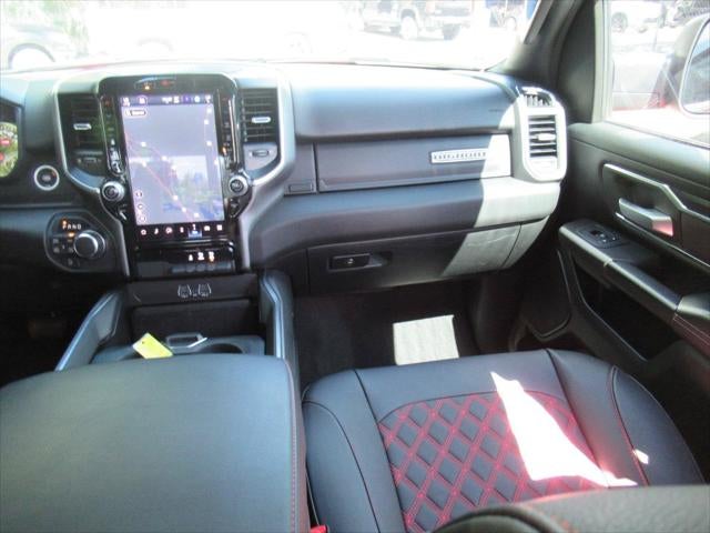 2025 RAM 1500 Big Horn Crew Cab 4x4 6'4' Box