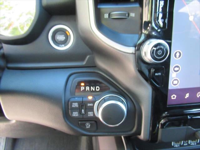 2025 RAM 1500 Big Horn Crew Cab 4x4 6'4' Box