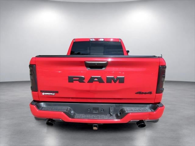 2025 RAM 1500 Big Horn Crew Cab 4x4 6'4' Box