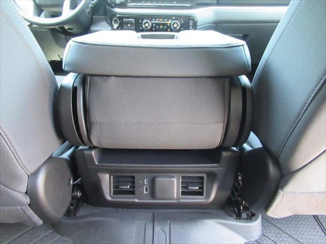 2026 Chevrolet Silverado 1500 4WD Crew Cab Short Bed LT with 2FL