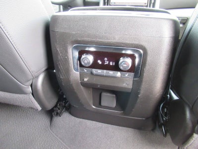 2025 GMC Yukon 4WD Denali