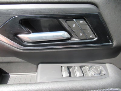 2025 GMC Yukon 4WD Denali