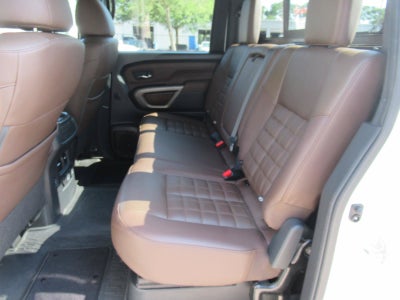 2023 Nissan TITAN Crew Cab Platinum Reserve 4x4