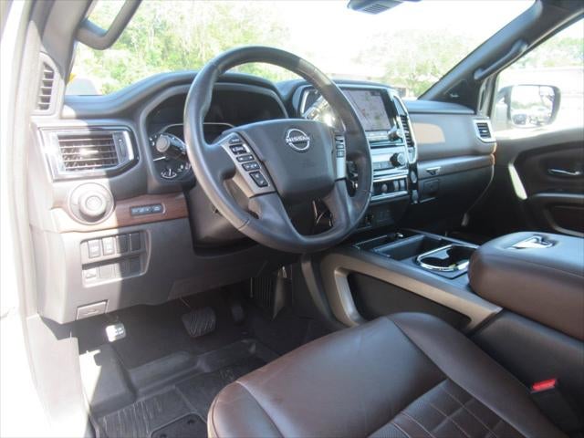 2023 Nissan TITAN Crew Cab Platinum Reserve 4x4