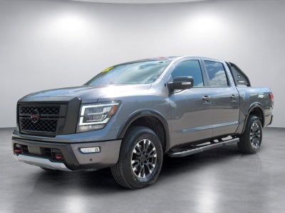 2022 Nissan TITAN Crew Cab PRO-4X 4x4