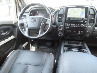 2022 Nissan TITAN Crew Cab PRO-4X 4x4