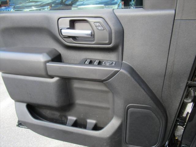 2023 Chevrolet Silverado 2500HD 4WD Crew Cab Standard Bed Custom