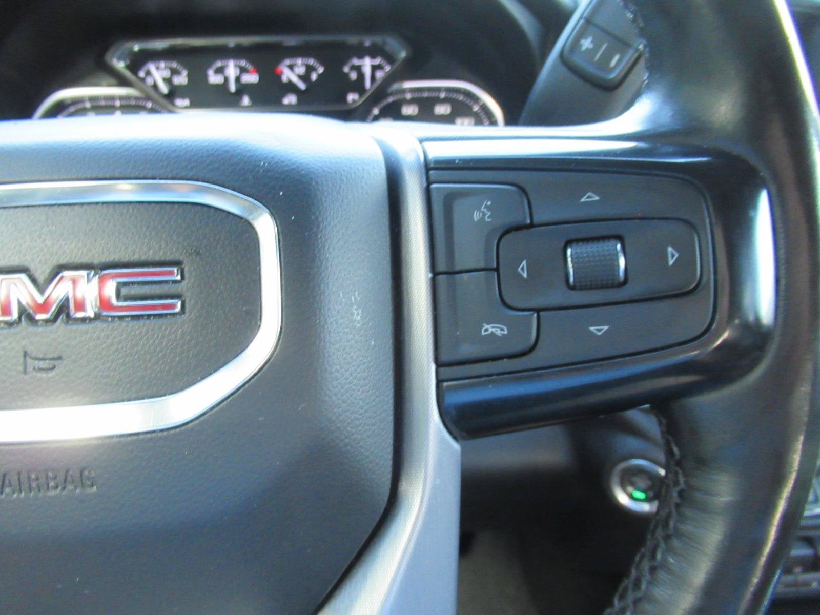 2020 GMC Sierra 1500 4WD Crew Cab Short Box SLT