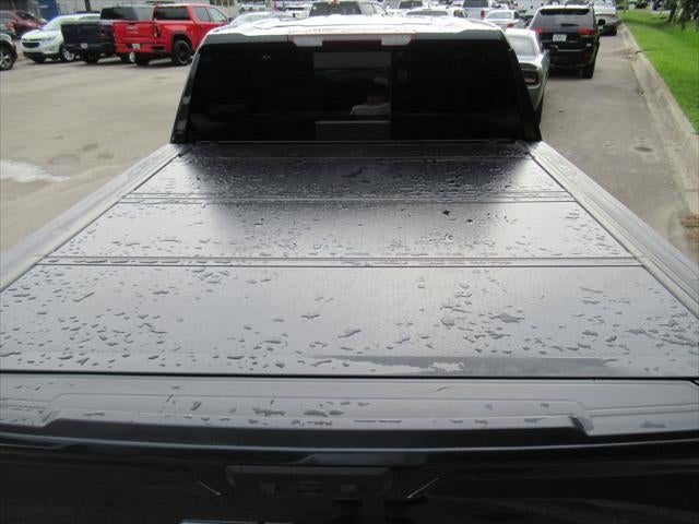 2022 GMC Sierra 1500 4WD Crew Cab Short Box SLT
