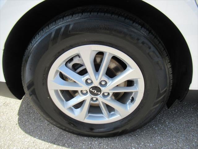 2024 Kia Carnival MPV LX Seat Package