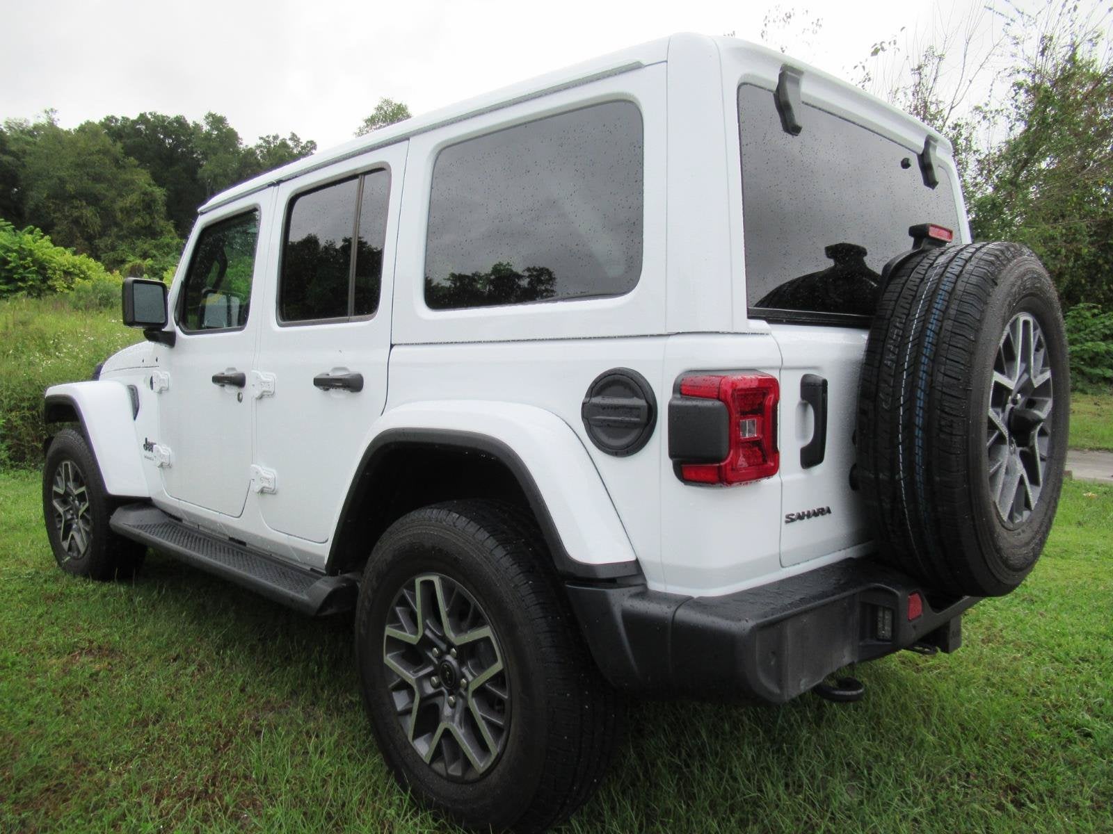 2026 Jeep Wrangler 4-Door Sahara 4x4