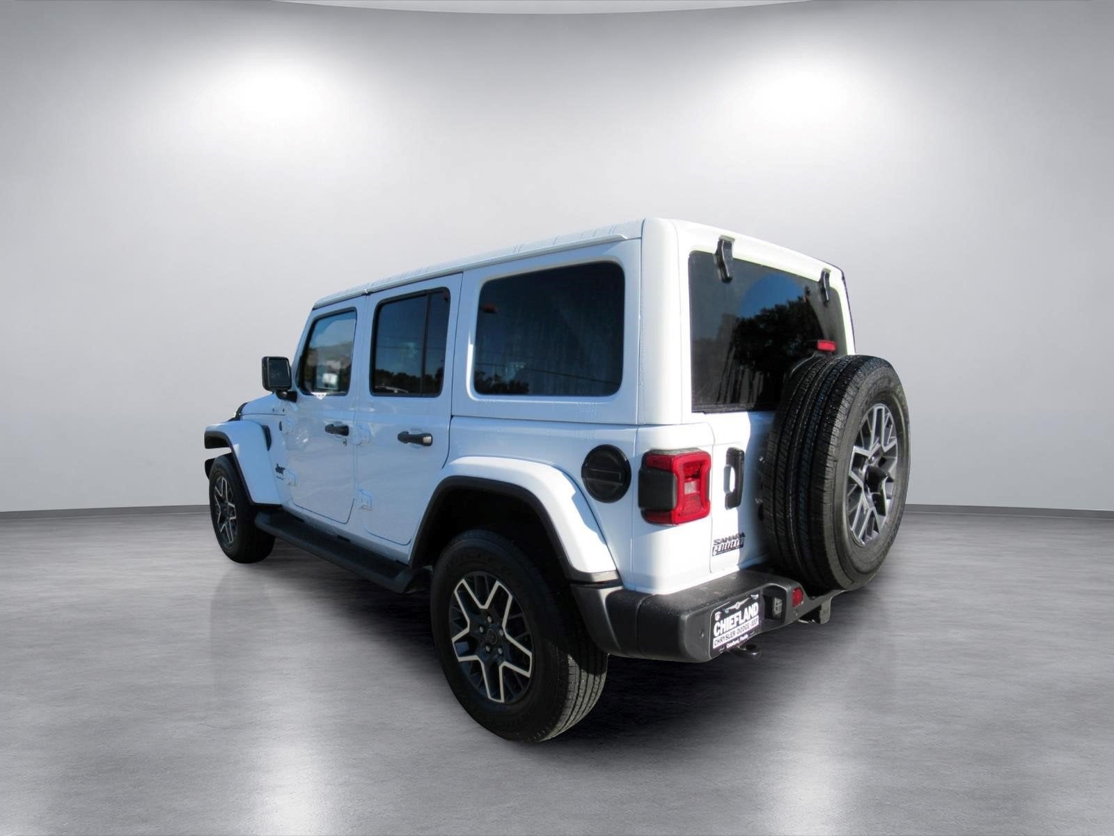2026 Jeep Wrangler 4-Door Sahara 4x4