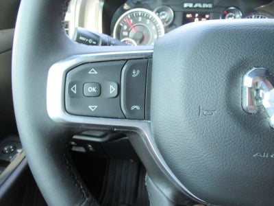 2025 RAM 1500 Big Horn Crew Cab 4x4 6'4' Box