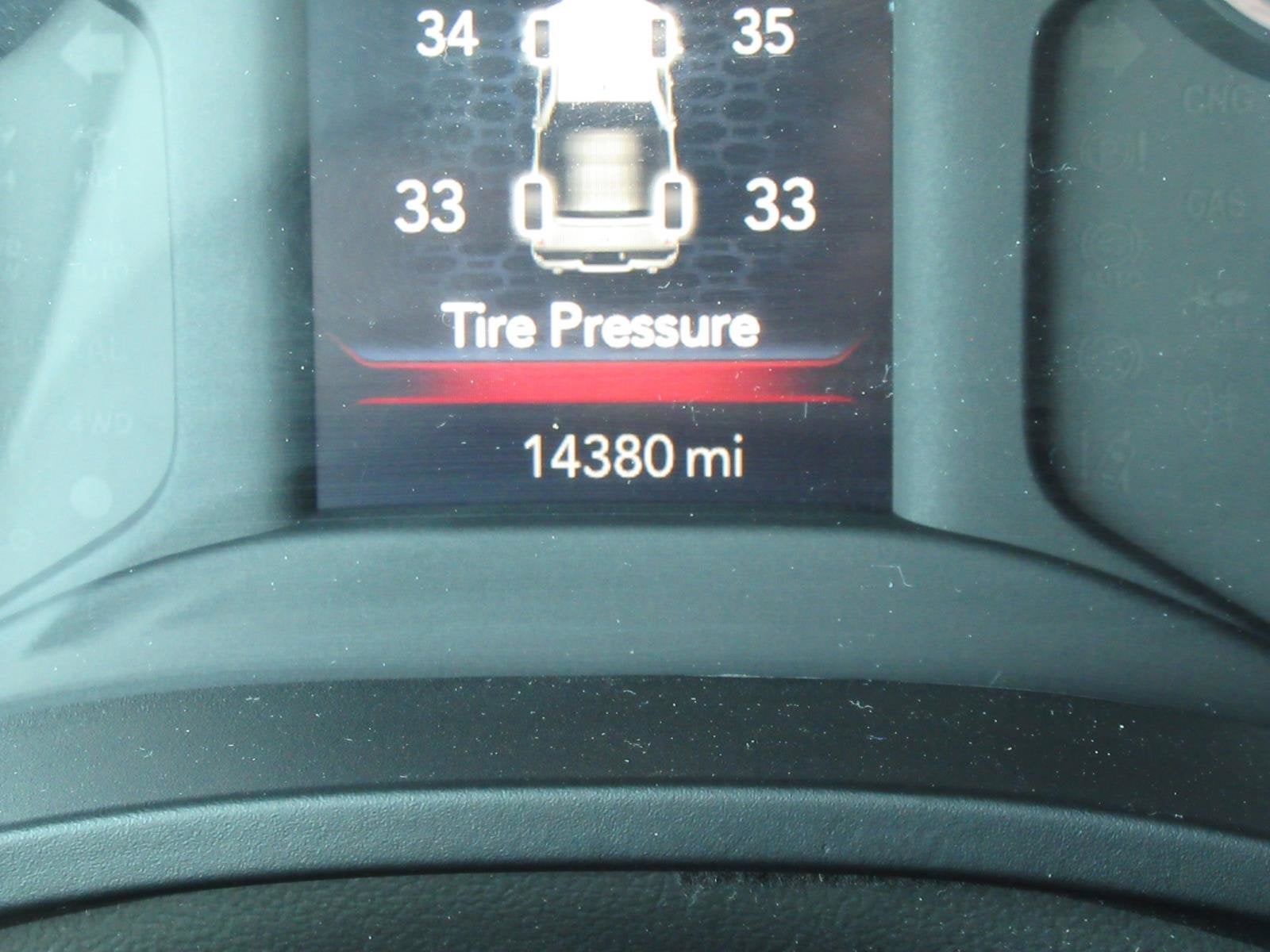 2025 RAM 1500 Big Horn Crew Cab 4x4 6'4' Box