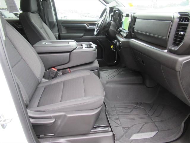 2024 Chevrolet Silverado 1500 2WD Crew Cab Short Bed LT