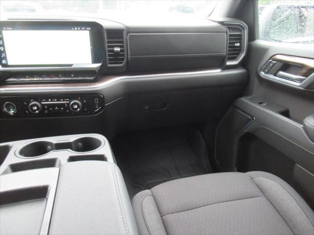 2024 Chevrolet Silverado 1500 2WD Crew Cab Short Bed LT