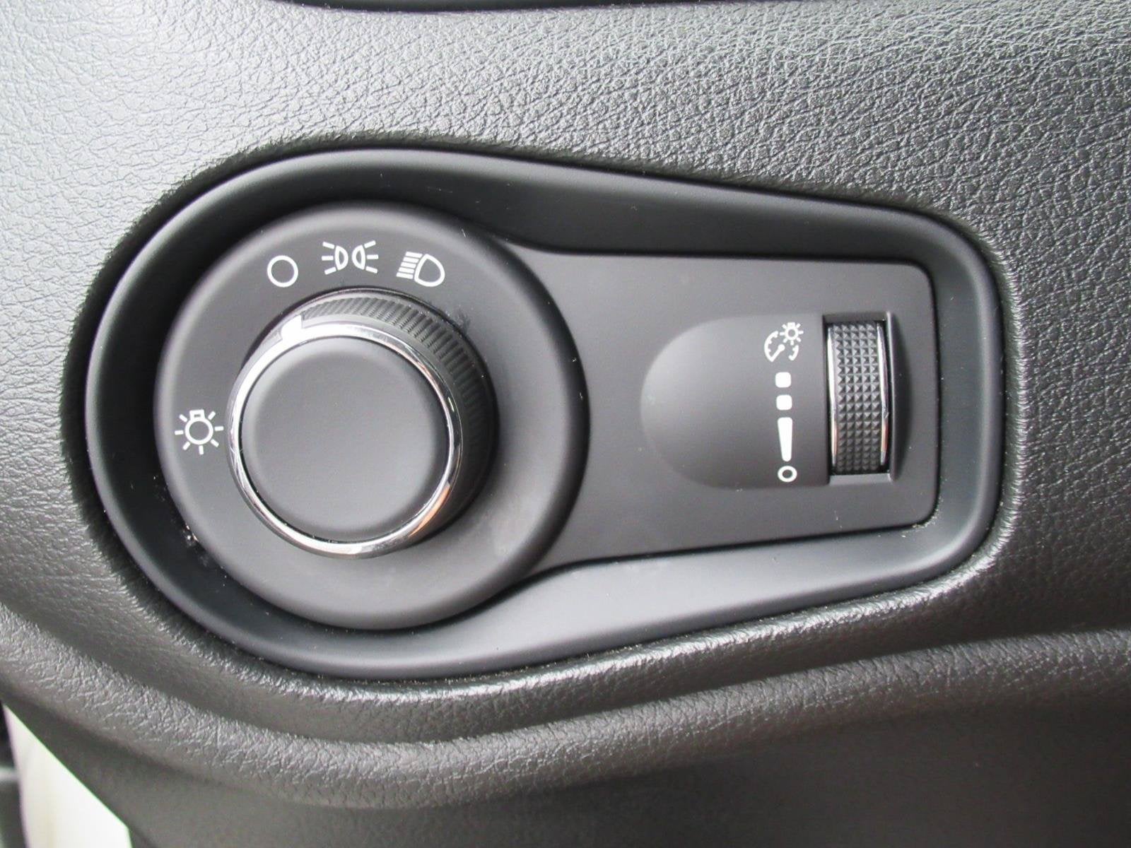 2023 Jeep Renegade Latitude 4x4
