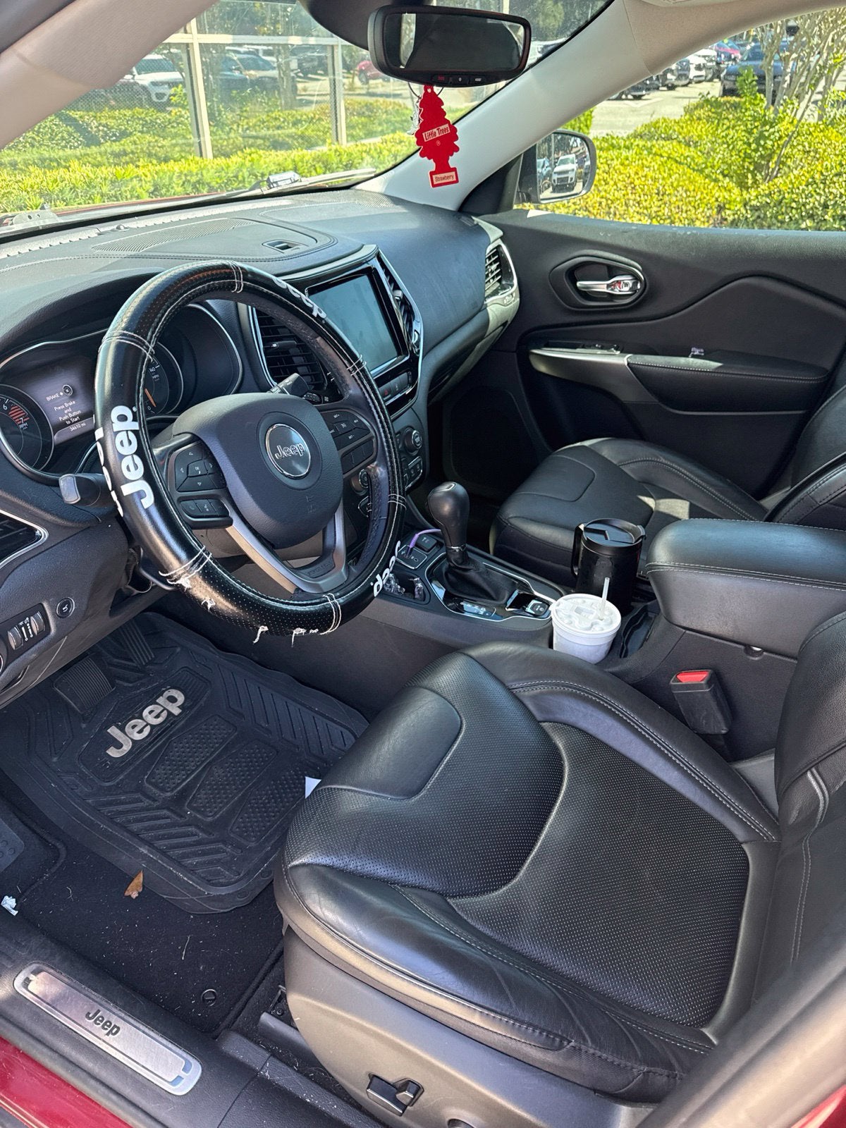 2020 Jeep Cherokee Limited FWD