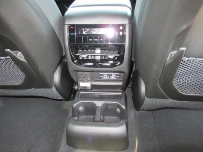 2026 Jeep Grand Cherokee GRAND CHEROKEE L LAREDO X 4X2