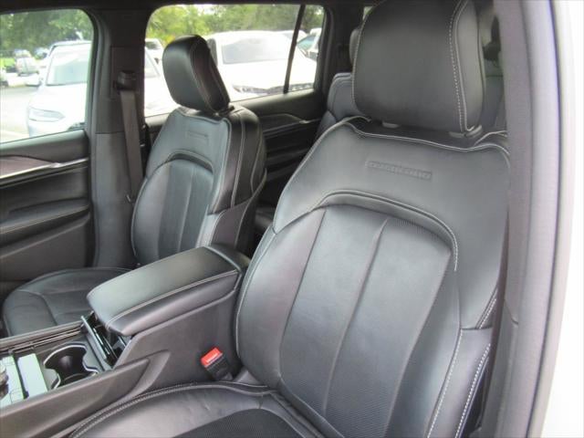 2024 Jeep Grand Cherokee L Overland 4x4