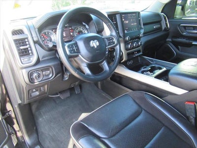 2022 RAM 1500 Laramie Crew Cab 4x2 5'7' Box