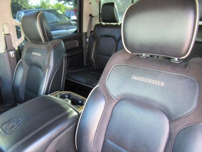 2022 RAM 1500 Laramie Crew Cab 4x2 5'7' Box