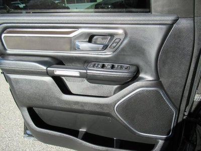 2022 RAM 1500 Laramie Crew Cab 4x2 5'7' Box