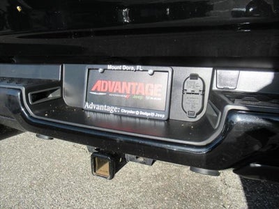2022 RAM 1500 Laramie Crew Cab 4x2 5'7' Box
