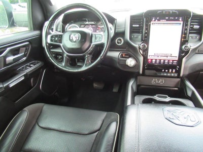 2020 RAM 1500 Laramie Crew Cab 4x2 5'7' Box
