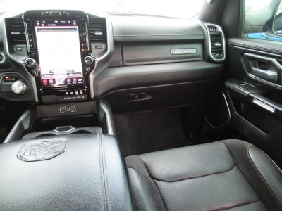2020 RAM 1500 Laramie Crew Cab 4x2 5'7' Box