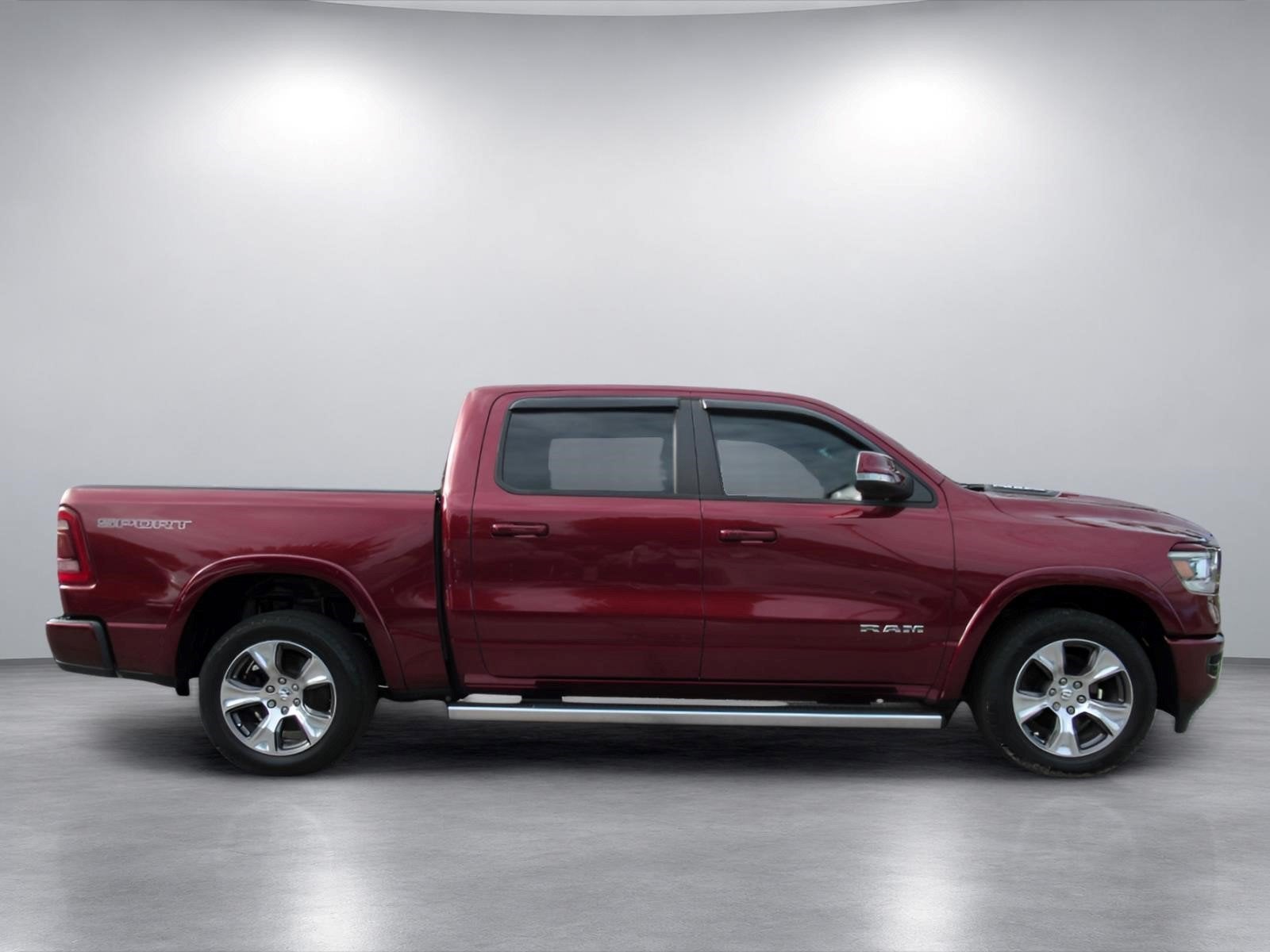 2020 RAM 1500 Laramie Crew Cab 4x2 5'7' Box
