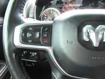 2020 RAM 1500 Laramie Crew Cab 4x2 5'7' Box