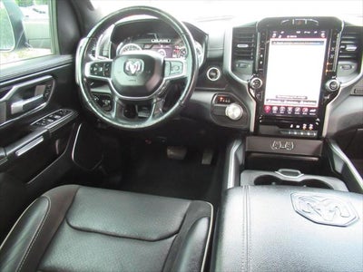 2020 RAM 1500 Laramie Crew Cab 4x2 5'7' Box