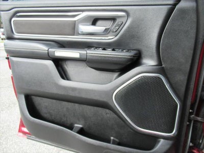 2020 RAM 1500 Laramie Crew Cab 4x2 5'7' Box