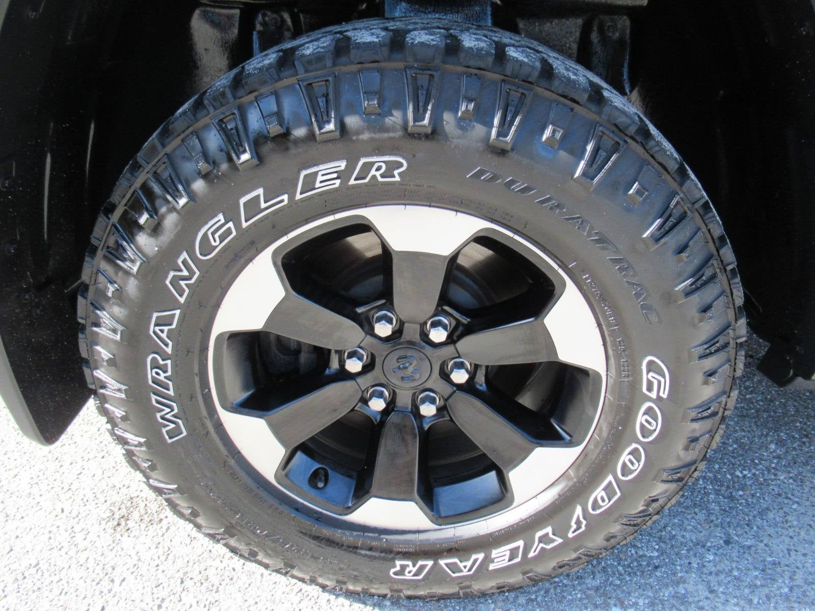 2020 RAM 1500 Rebel Crew Cab 4x4 5'7' Box