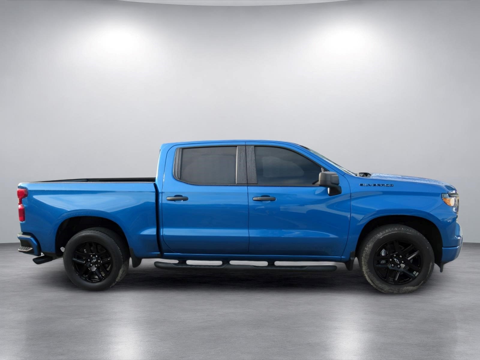 2024 Chevrolet Silverado 1500 2WD Crew Cab Short Bed Custom