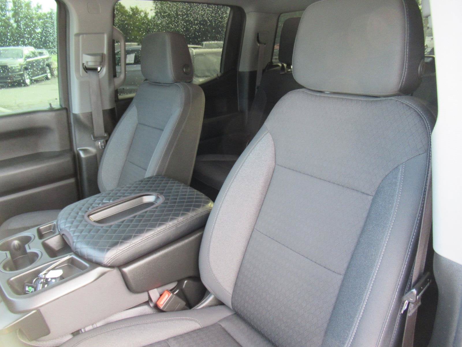 2024 Chevrolet Silverado 1500 2WD Crew Cab Short Bed Custom