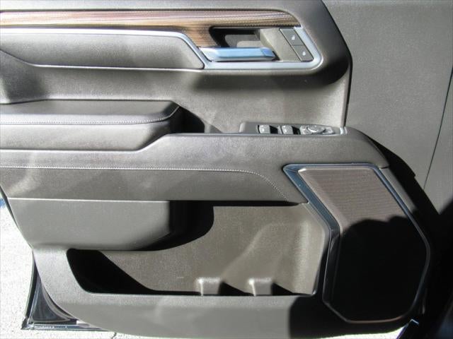 2023 Chevrolet Silverado 1500 2WD Crew Cab Short Bed RST