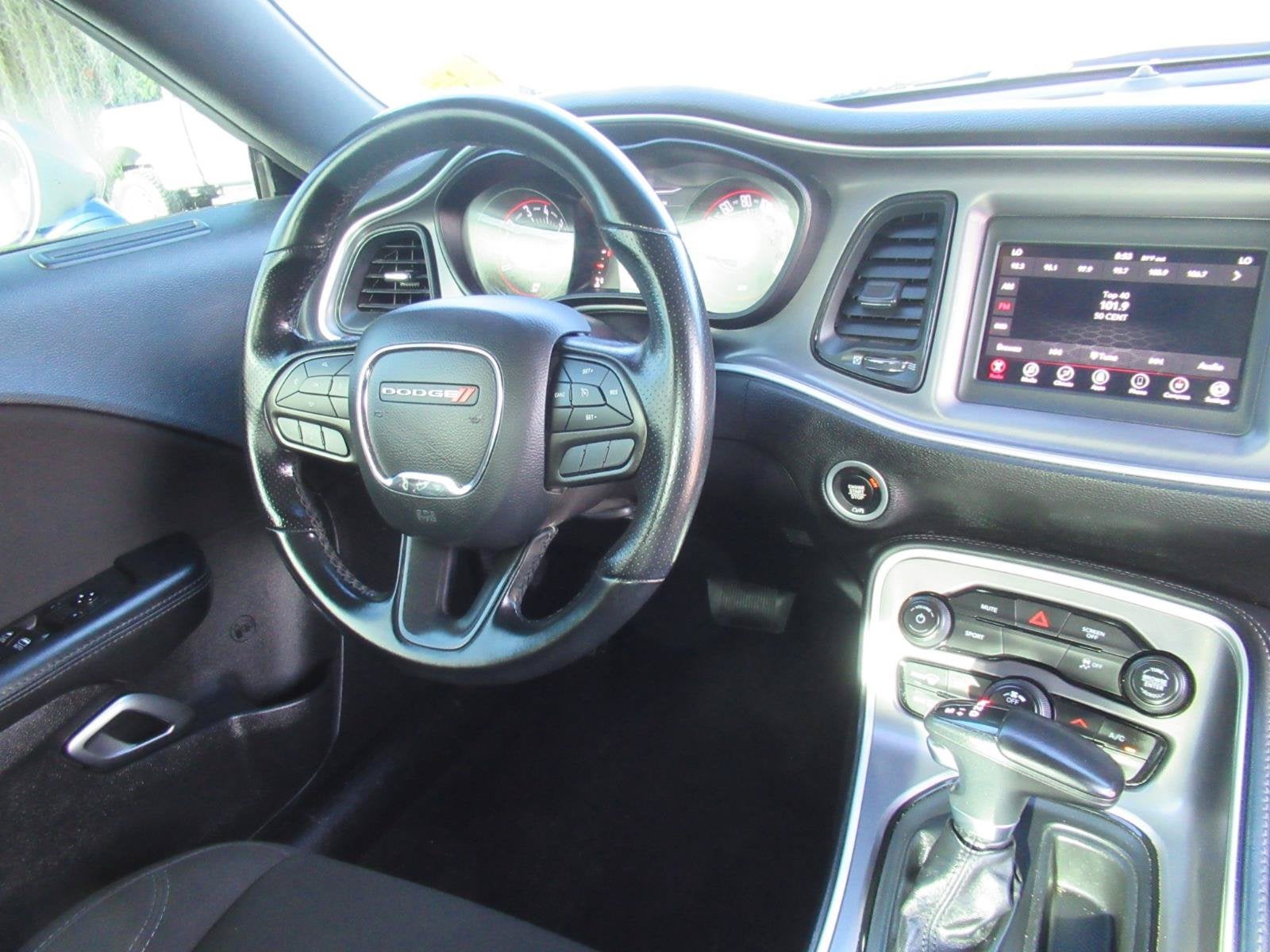 2020 Dodge Challenger SXT