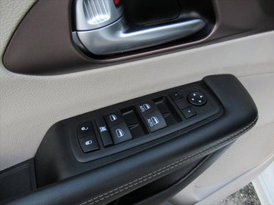 2024 Chrysler Voyager LX