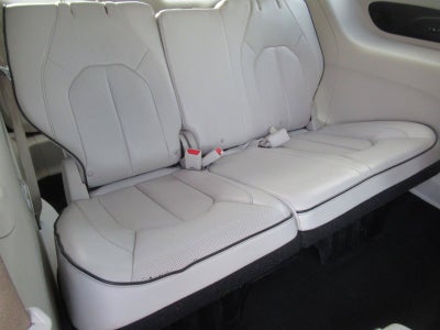 2021 Chrysler Pacifica Limited AWD