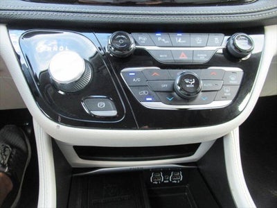 2021 Chrysler Pacifica Limited AWD