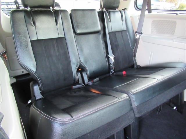 2015 Dodge Grand Caravan SXT Plus