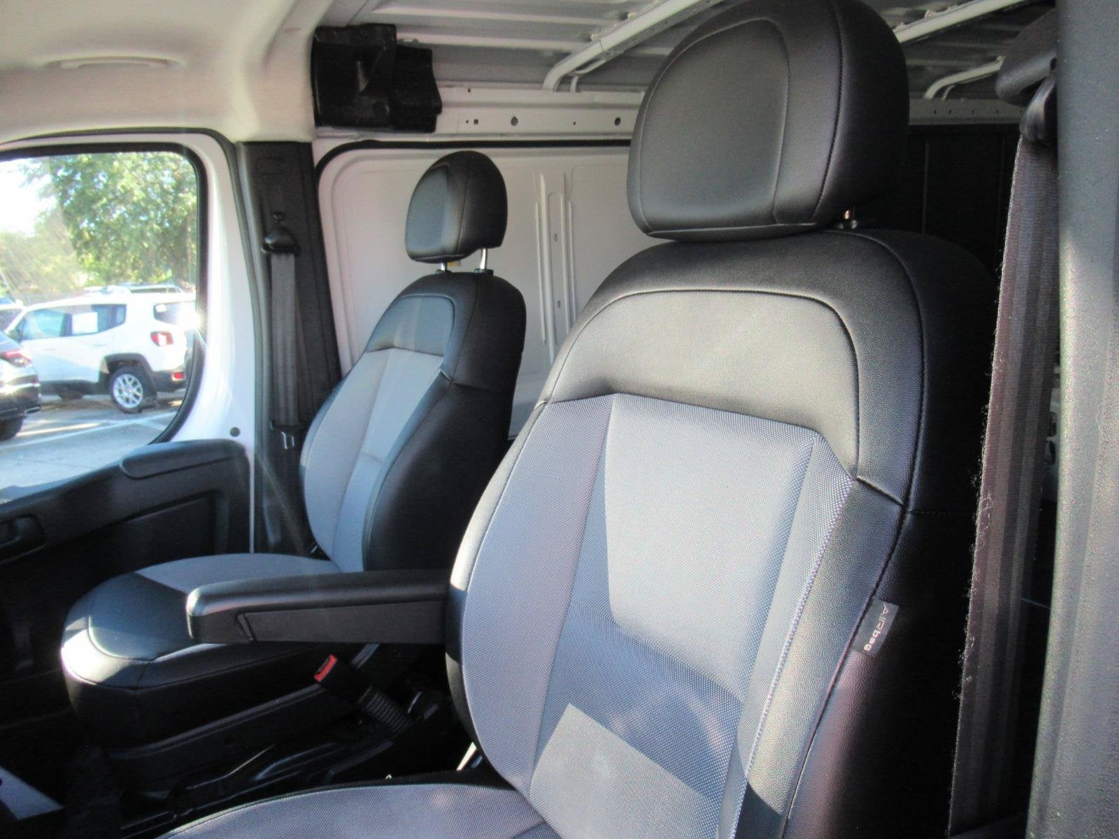 2025 RAM Promaster Cargo Van Tradesman Low Roof 136' WB w/Pass Seat