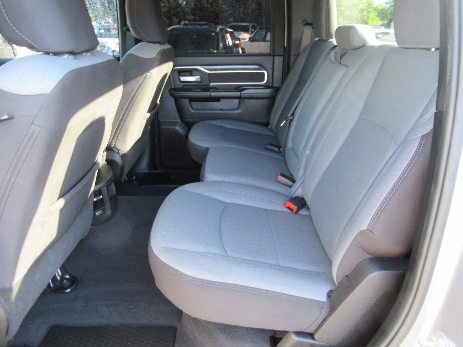 2024 RAM 2500 Big Horn Crew Cab 4x4 8' Box